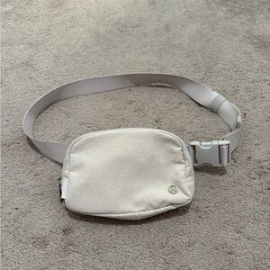 Lululemon Belt Bag in Opal